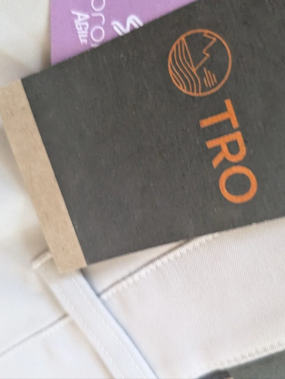NWT TRO Men's Casual Light Beige Shorts Retail $69.50